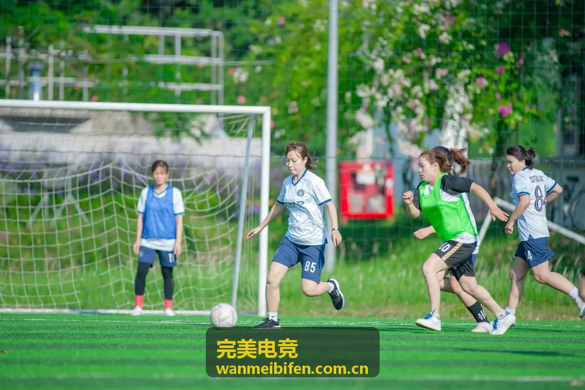 完美电竞头条：英雄联盟全球总决赛深度复盘与关键数据解读